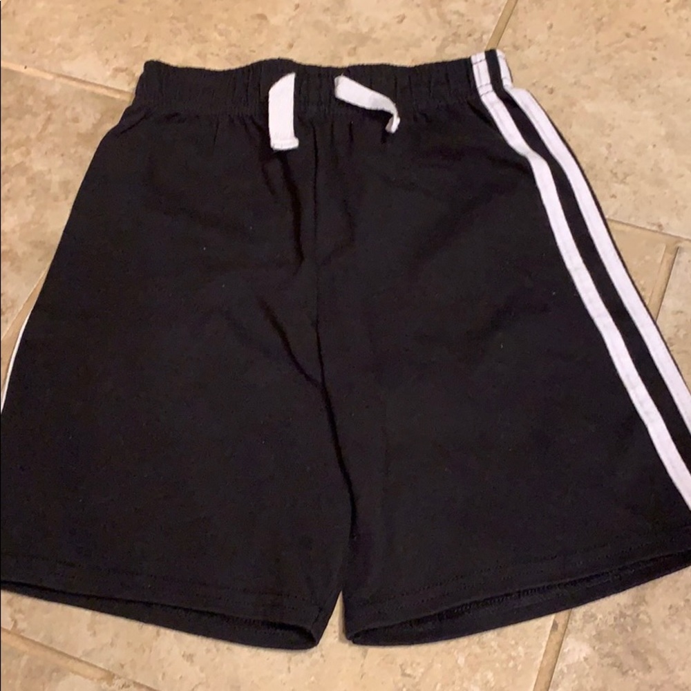 Athletic shirt